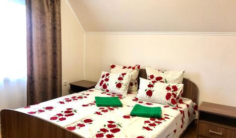 Восьмиместный домик