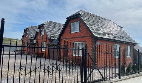 Восьмиместный домик