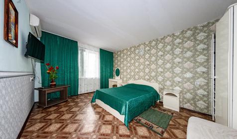 Двухкомнатный с кухней