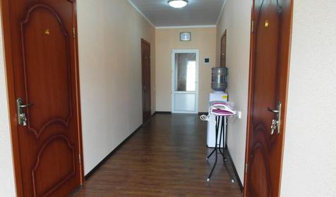 Трехместный