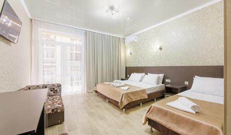 Полулюкс четырехместный с балконом