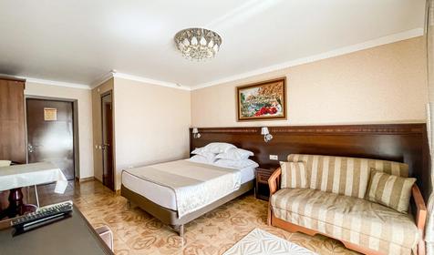 Пятиместный полулюкс