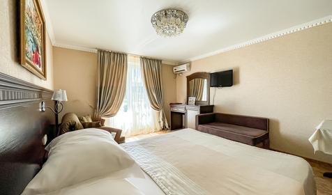 Пятиместный полулюкс