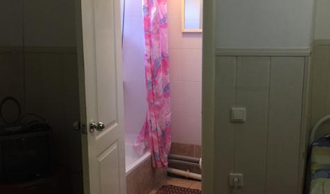 Трехместный