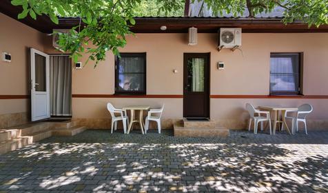 Частное домовладение Робинзон, Архипо-Осиповка