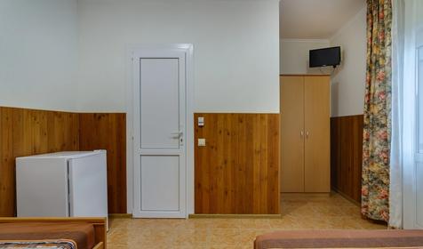 Частное домовладение Робинзон, Архипо-Осиповка