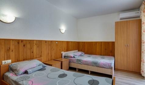 Частное домовладение Робинзон, Архипо-Осиповка