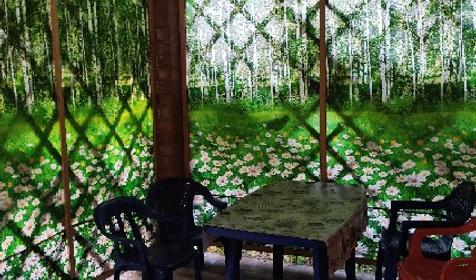 Гостиный дворик на Азовской