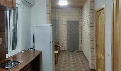 Гостиный дворик на Азовской