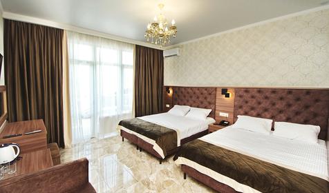 Пятиместный с балконом