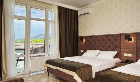 Четырехместный с балконом