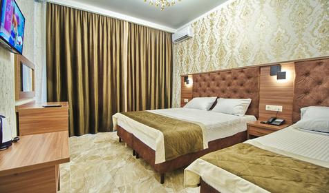 Трехместный с балконом