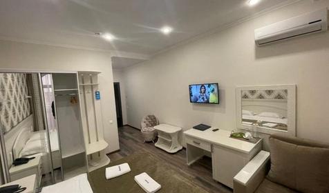 Люкс плюс двухместный с балконом