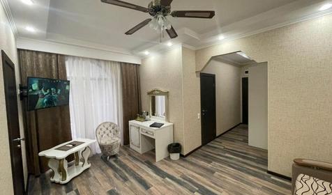 Апартаменты Делюкс 3-местный 2-комнатный (с балконом)