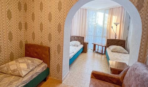 Четырехместный стандарт с витражными окнами