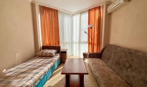 Четырехместный стандарт с витражными окнами