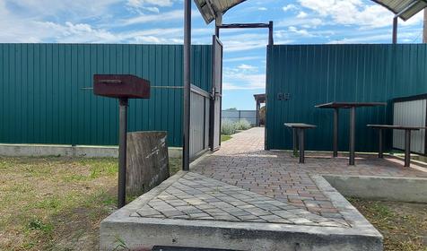 База отдыха "Дом рыбака и охотника". Славянск-на Кубани, Верхний