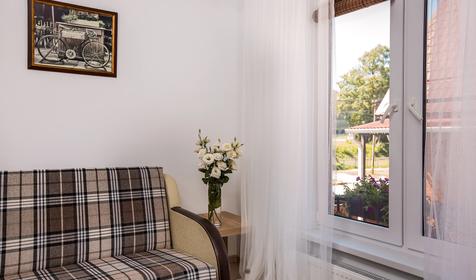 Люкс шестиместный двухкомнатный с кухней