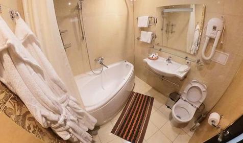 Люкс трехместный с видом на море