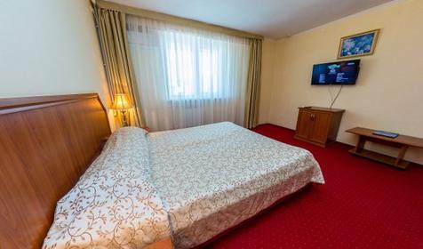 Люкс двухместный двухкомнатный с балконом (корпус 1)