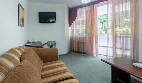 Люкс двухкомнатный. Отель Мирит, Сочи