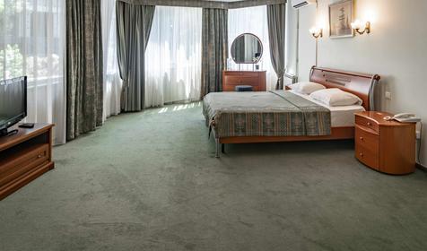 Люкс двухкомнатный. Отель Мирит, Сочи