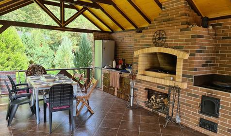 Тихий дворик