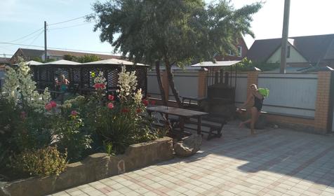 Люкс четырехместный (28 кв.м)