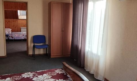 Пятиместный стандартный семейный с балконом или террасой