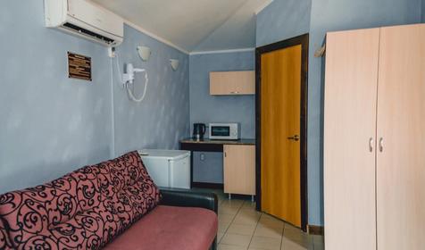 Коттедж с бассейном