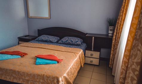 Коттедж с бассейном