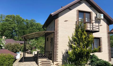 Шестиместный трехкомнатный коттедж