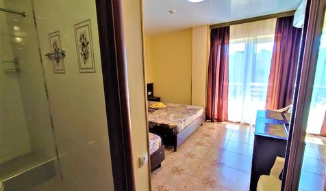 Улучшенный трехместный с балконом и видом на море