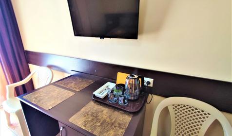 Улучшенный трехместный с балконом и видом на море