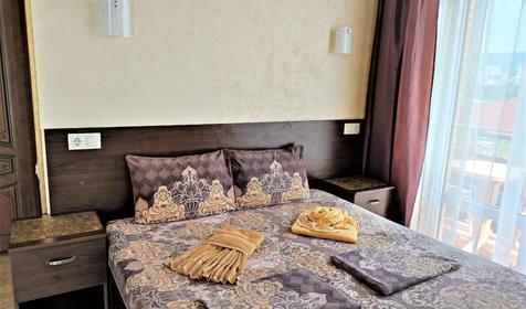 Трехместный Делюкс с балконом и видом на море