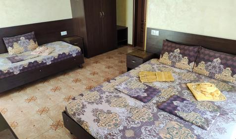 Трехместный Делюкс с балконом и видом на море