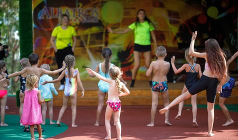 Детский городок. Гостинично-развлекательный комплекс «Альбатрос», г. Геленджик, с. Архипо-Осиповка