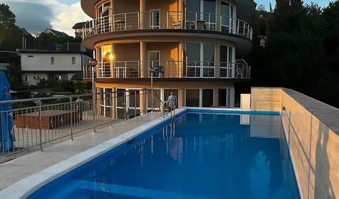 Отель Континент, Лазаревское