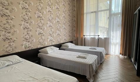 Студия трехместная с кухней