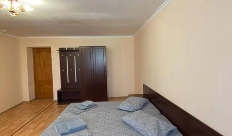 Двухкомнатный (с балконом)