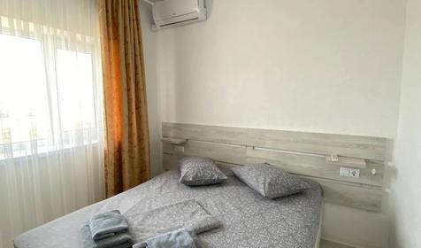 Двухкомнатный (с видом на море и с балконом)