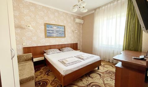 Семейный с видом во двор