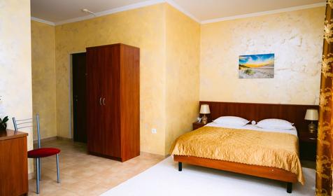 Четырехместный с балконом