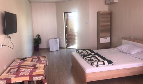 Семейный. Гостевой дом "Ираида". Сочи, Лоо