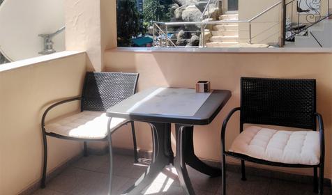 Двухкомнатный двухместный с кухней. Отель "Морская звезда". Сочи, Лазаревское