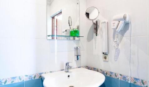 Семейный трехместный двухкомнатный