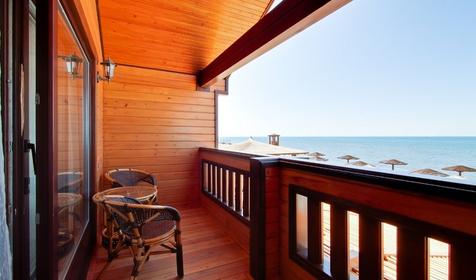 Люкс двухместный. Пляж-отель "Золотая бухта". Анапа