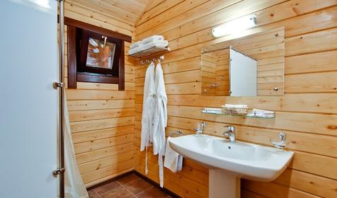 Люкс двухместный. Пляж-отель "Золотая бухта". Анапа