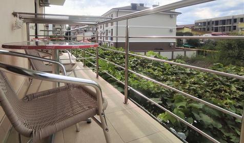 Стандарт трехместный. Отель "Грант". Сочи