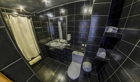 Стандарт трехместный. Гостиница Шторм, г. Сочи, п. Лазаревское